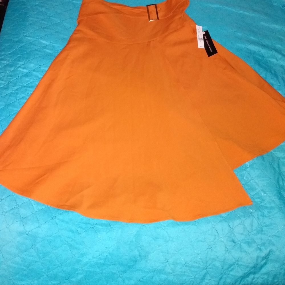 7TH Avenue design and studio skirt